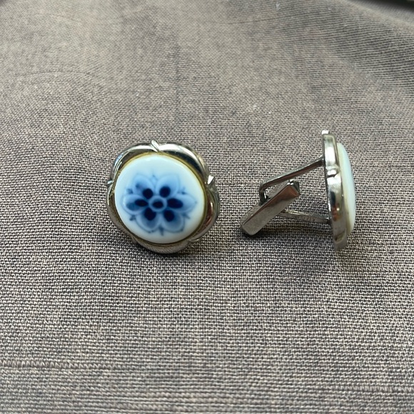Vintage Royal Copenhagen Sterling and Porcelain Toggle Cufflinks. (Unisex) - Picture 1 of 6